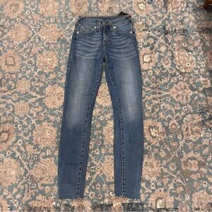 NWT True Religion Halle Mid Rise Super Skinny Size 25